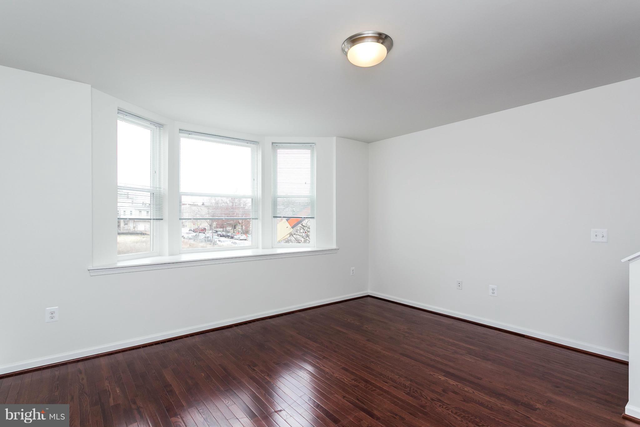 BARCLAY - Residential