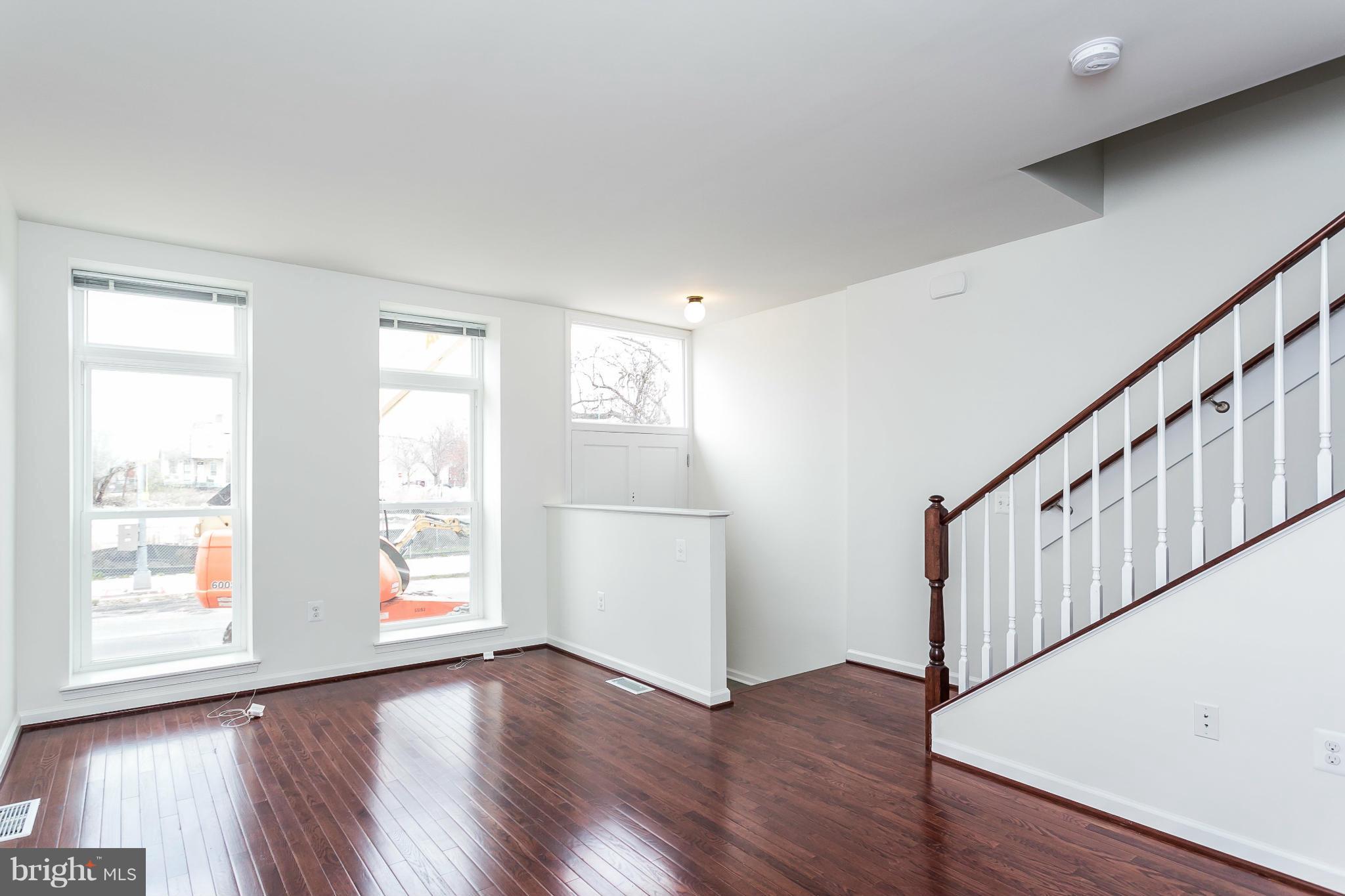 BARCLAY - Residential