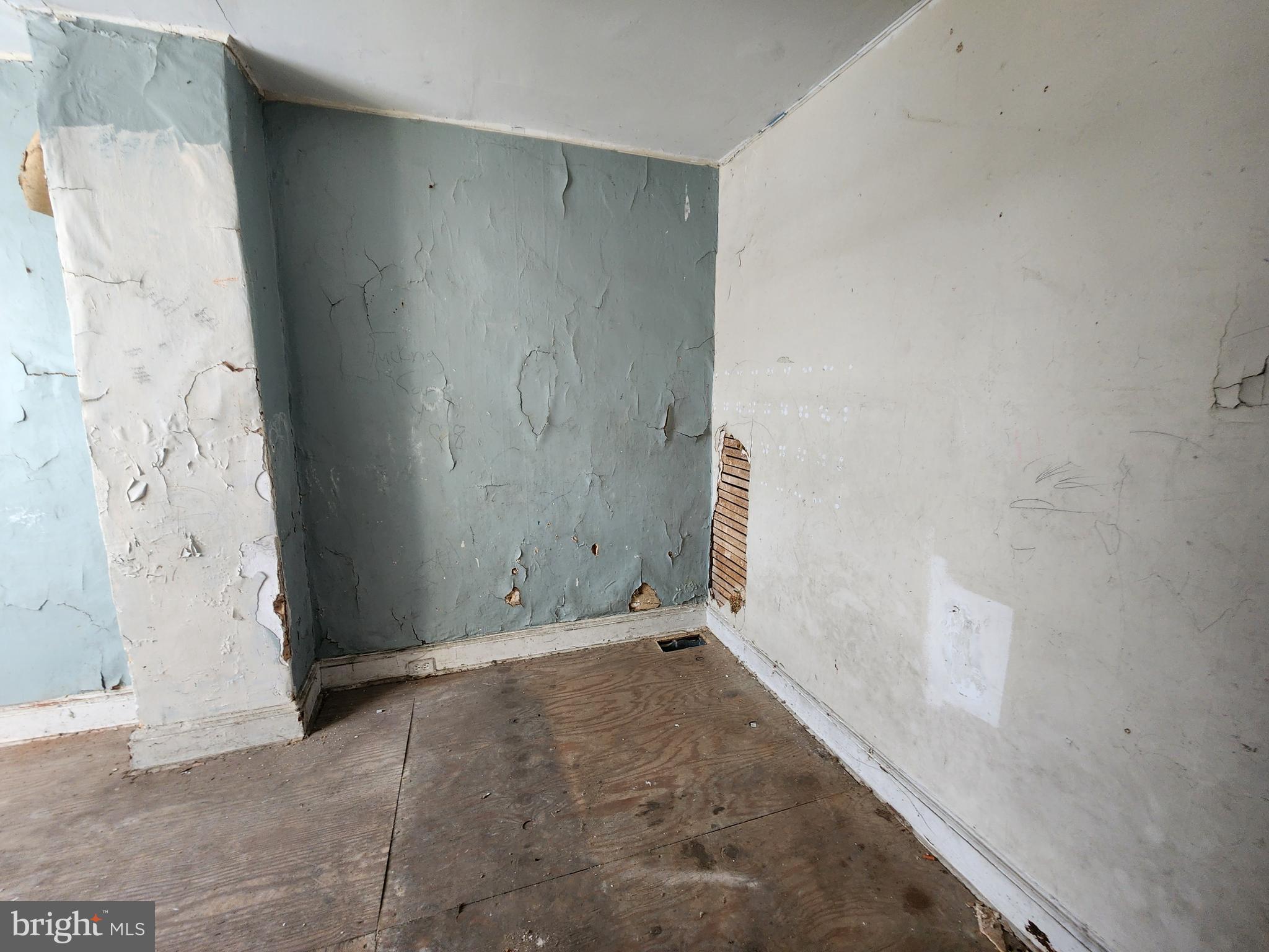 BIDDLE STREET - Residential