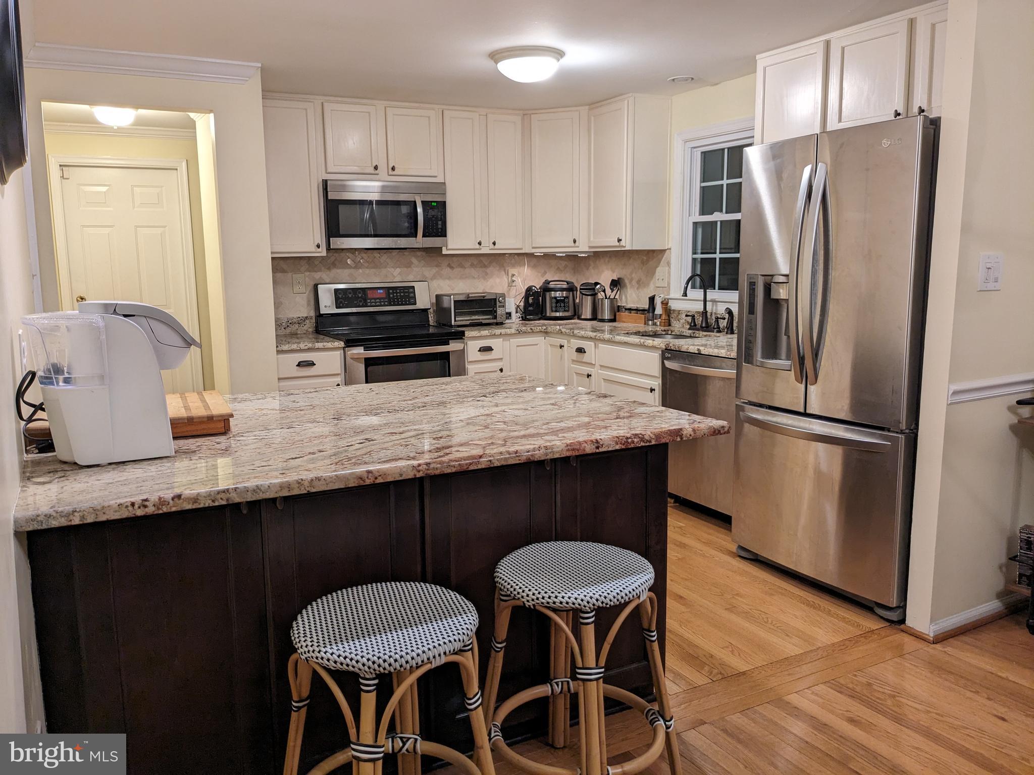 CHERRY RUN - Residential Lease