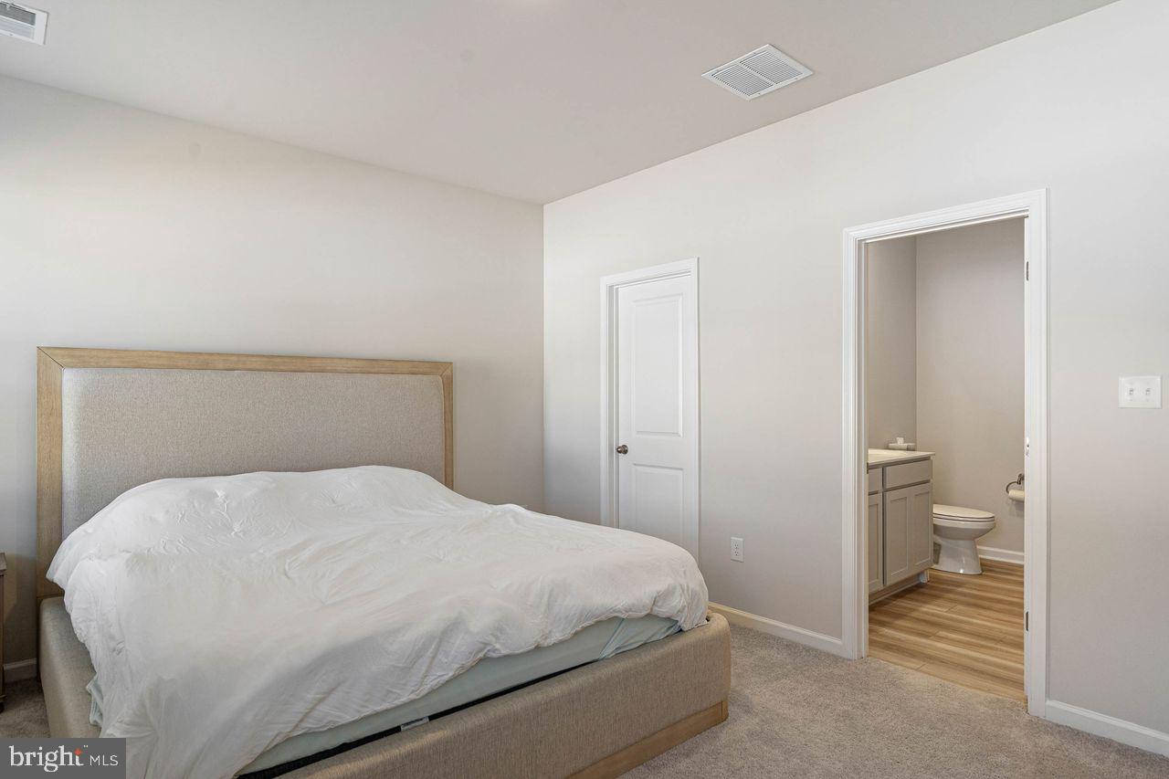 SCHOONER LANDING - Residential