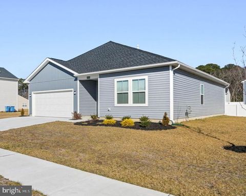 Photo of 32006 Downhaul Path, SELBYVILLE, DE 19975 (MLS # DESU2103062)