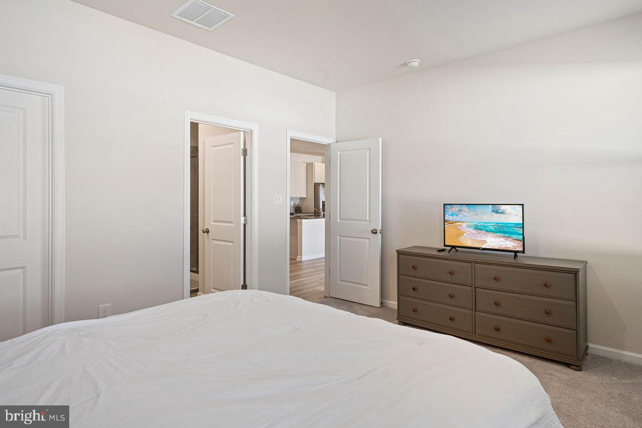 SCHOONER LANDING - Residential