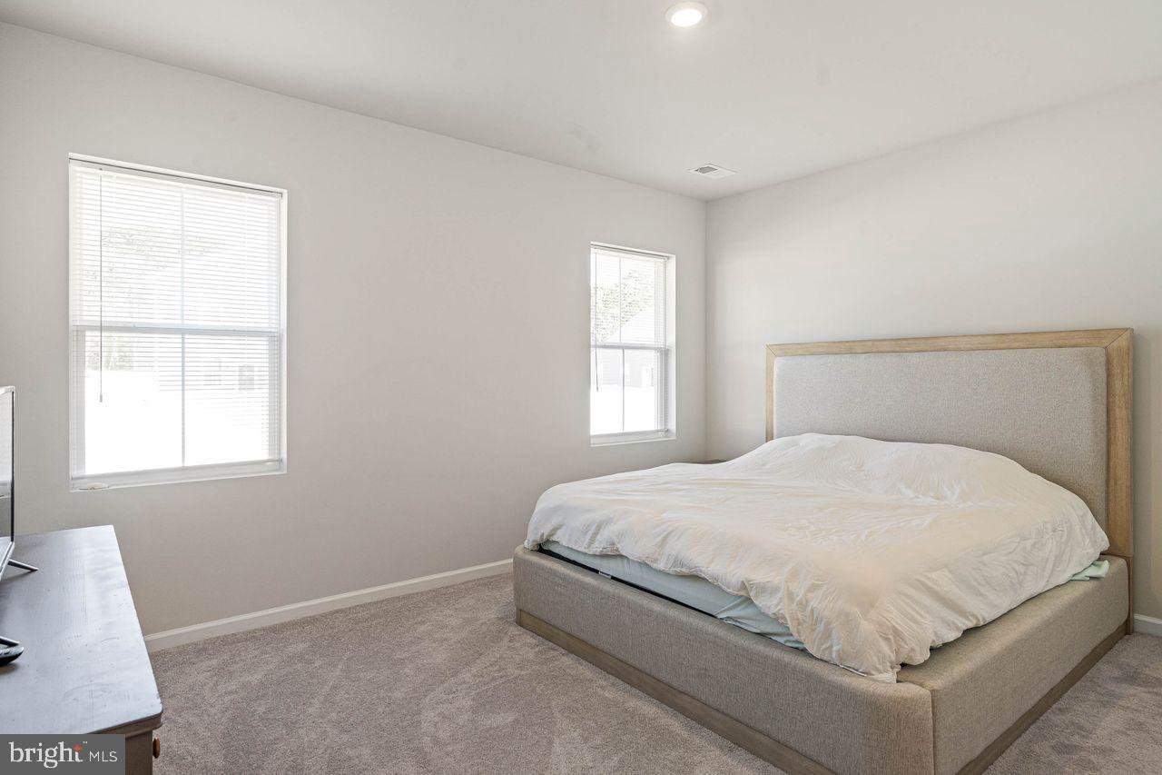 SCHOONER LANDING - Residential