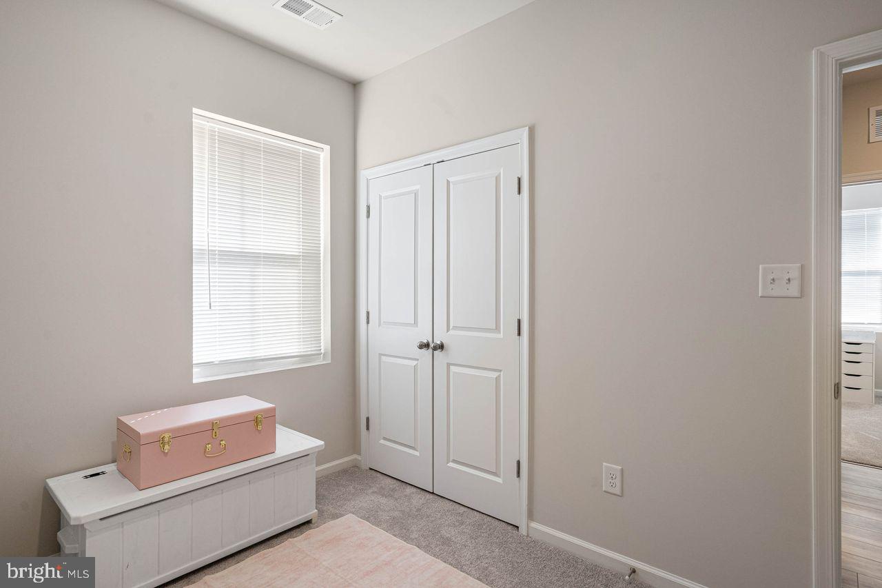 SCHOONER LANDING - Residential