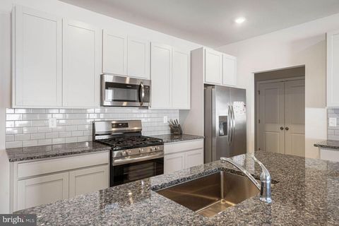 Homes For Sale - 32006 Downhaul Path<br/> SELBYVILLE, DE 19975