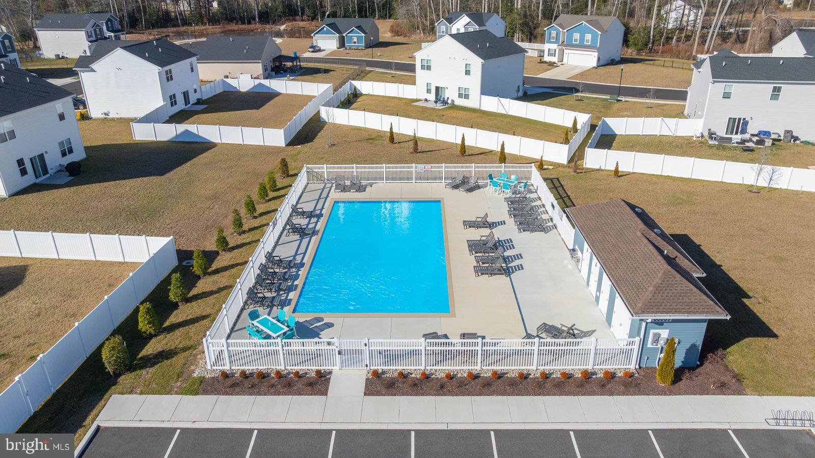 SCHOONER LANDING - Residential