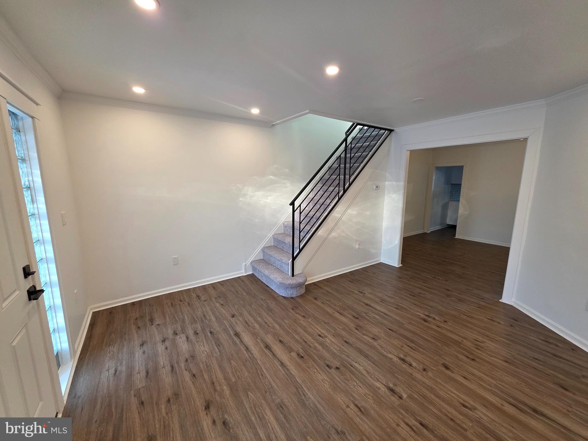 7126 MONTAGUE STREET