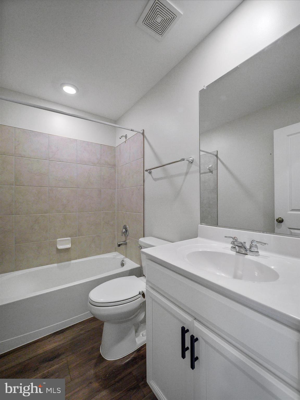 NORBORNE GLEBE - Residential Lease