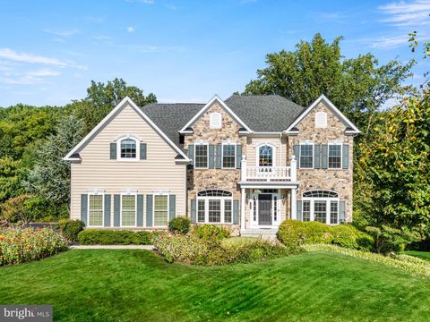 26 INNISCRONE DRIVE AVONDALE PA 19311