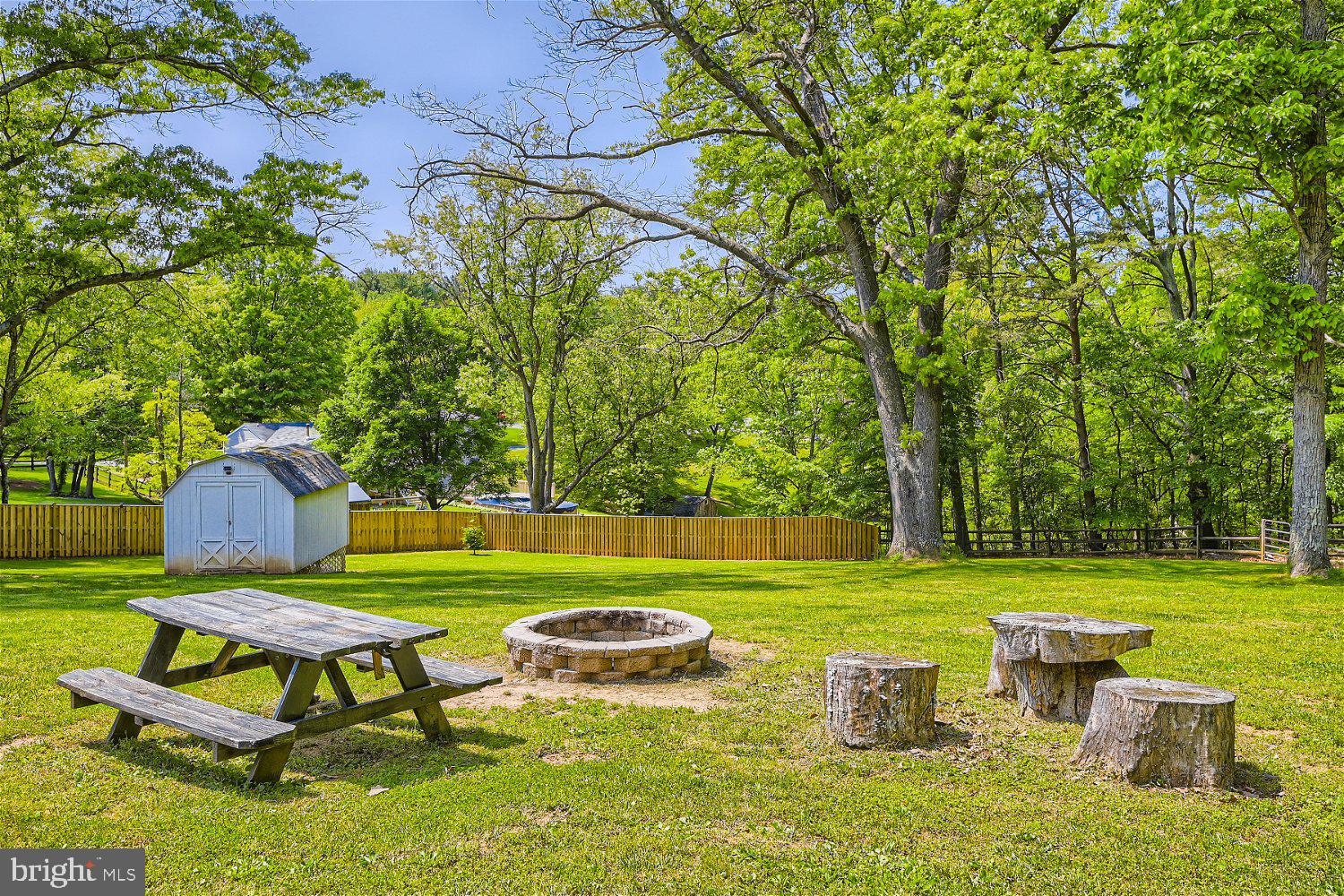 EVERGREEN HILLS - Residential