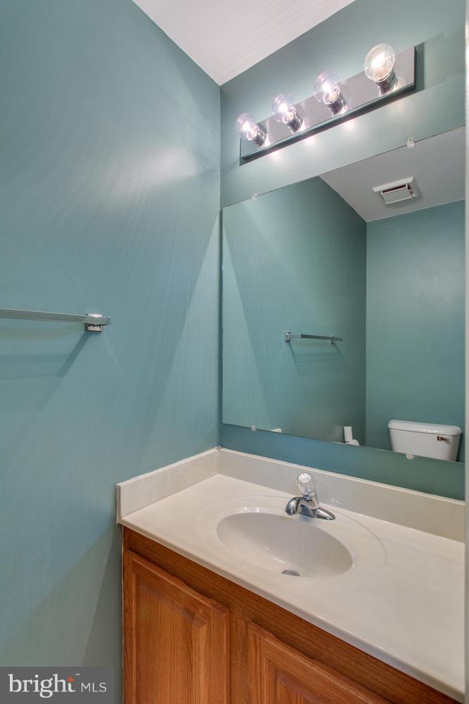 TOWNES OF HILLWOOD - Residential