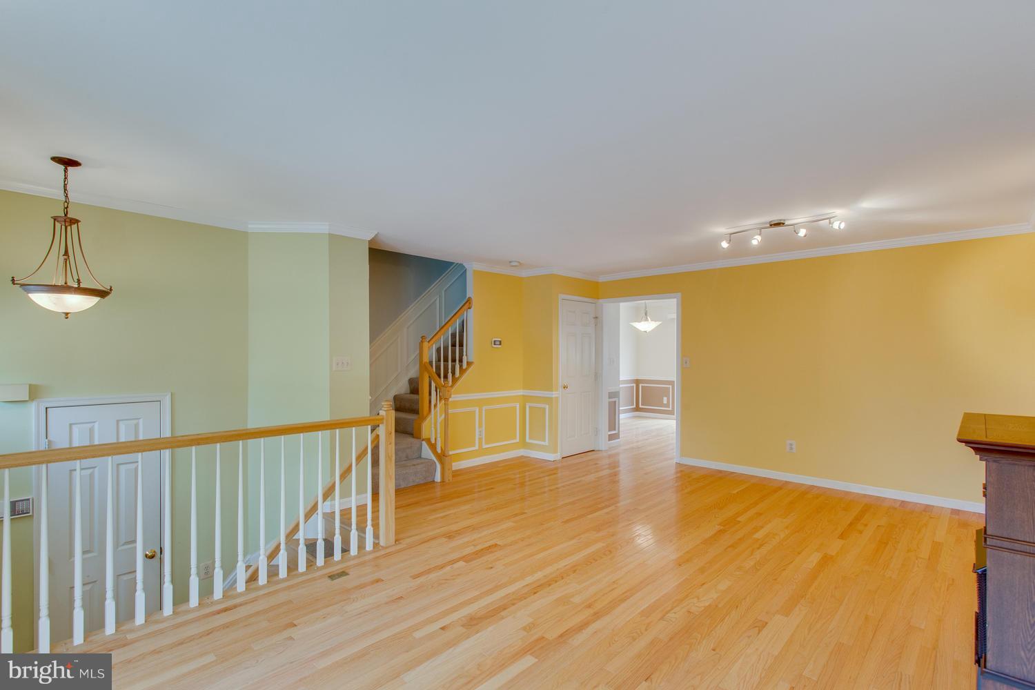 TOWNES OF HILLWOOD - Residential