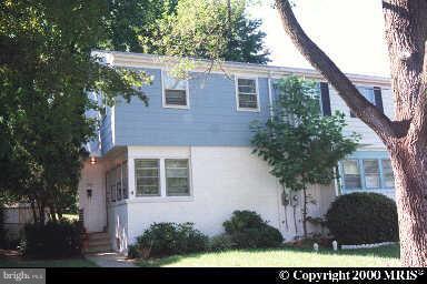 BUCKNELL HEIGHTS - Residential Lease