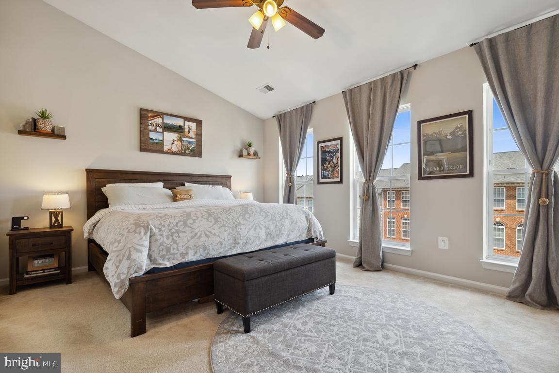 AMBER SPRING CONDOMINIUMS - Residential