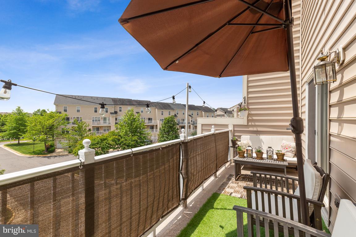 AMBER SPRING CONDOMINIUMS - Residential