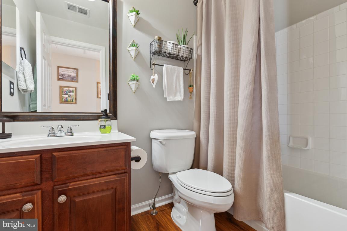 AMBER SPRING CONDOMINIUMS - Residential