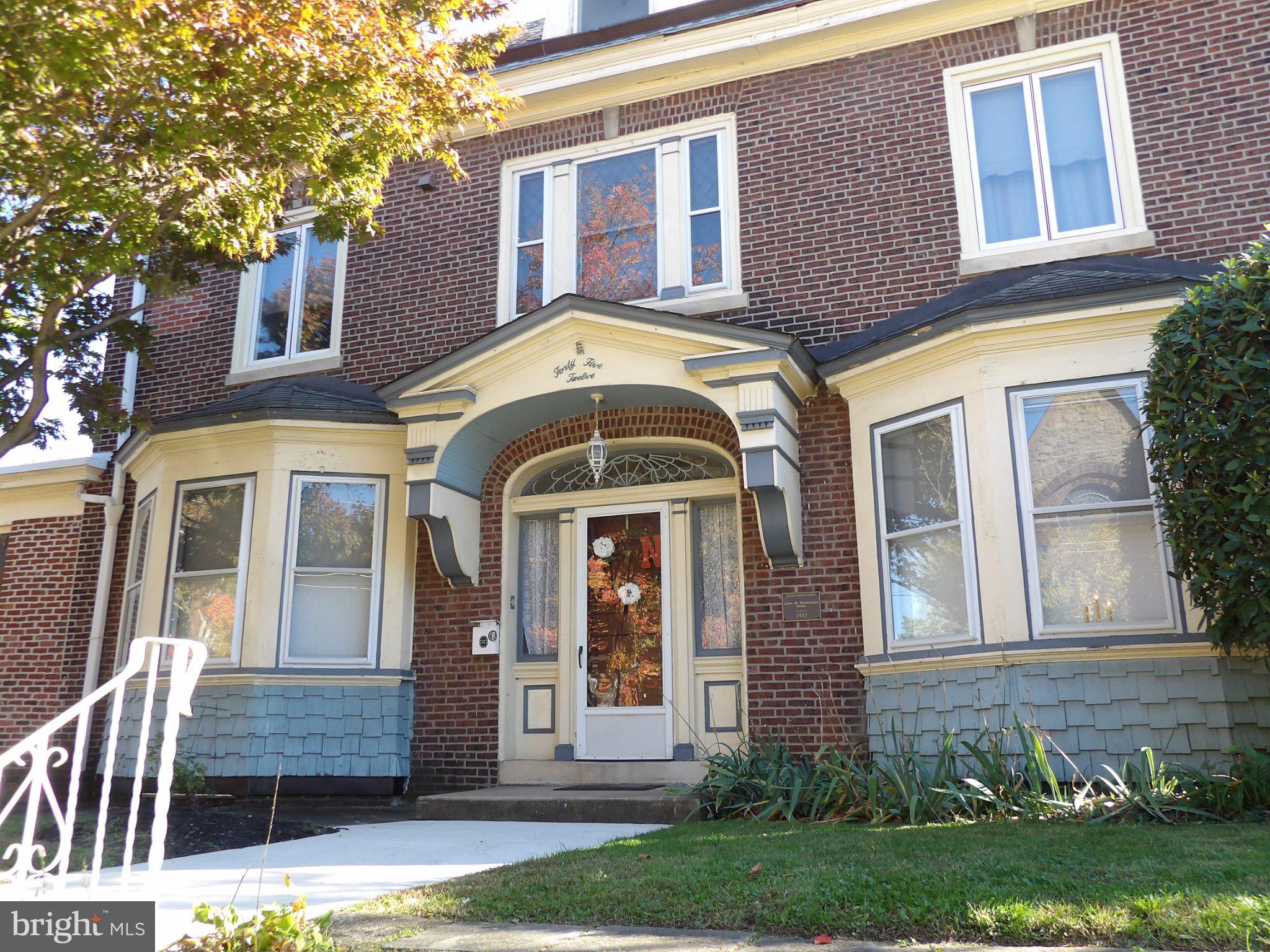 4512-16 TYSON AVENUE