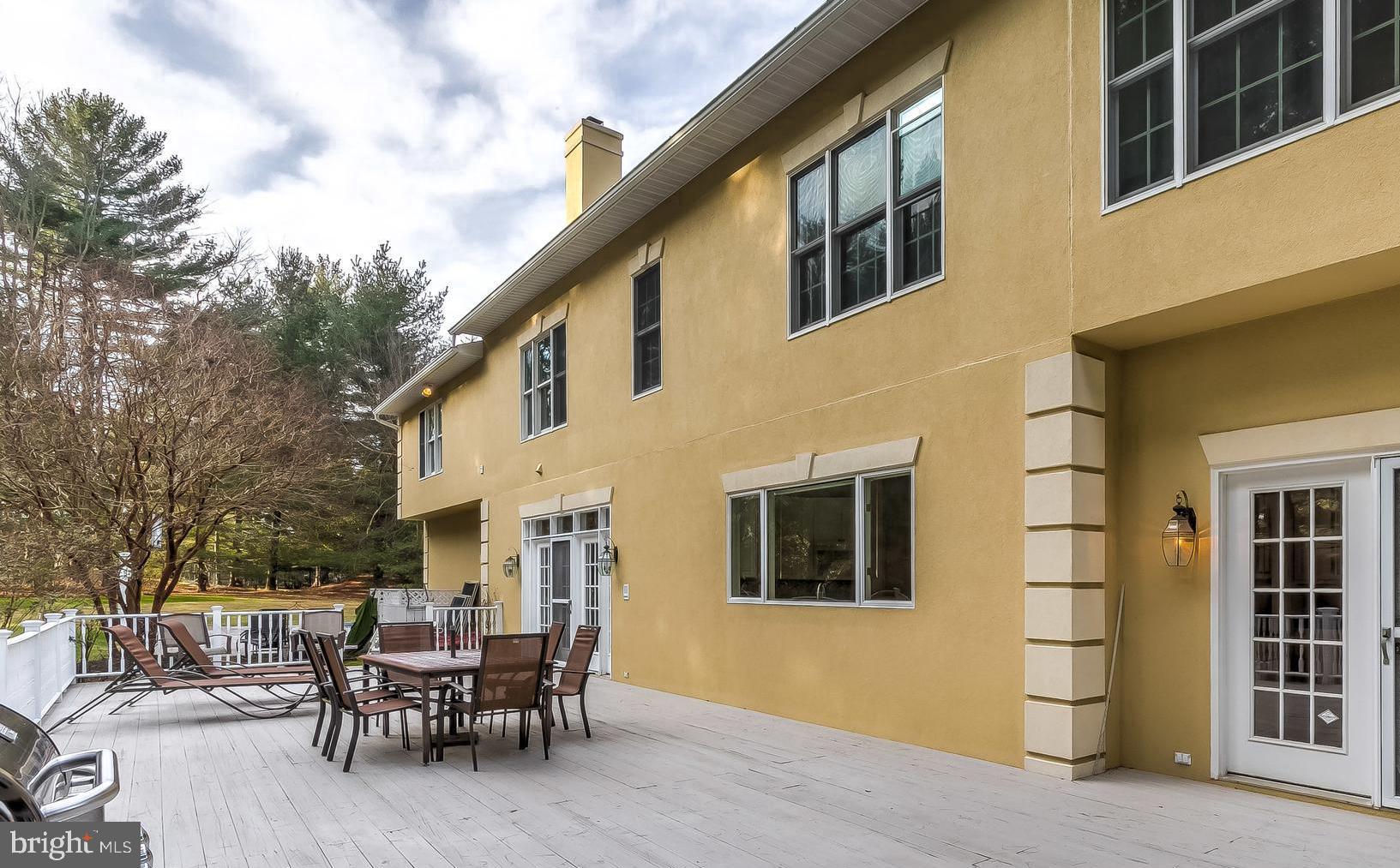 HUNTSPRING - Residential