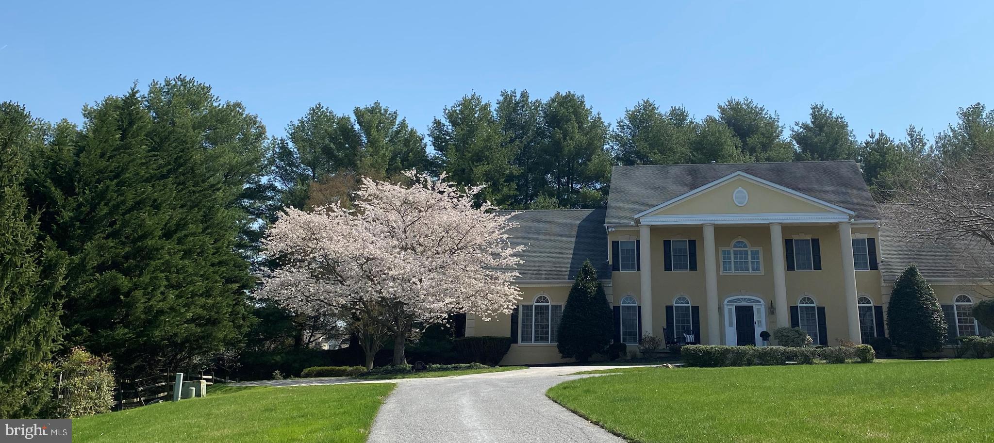 HUNTSPRING - Residential