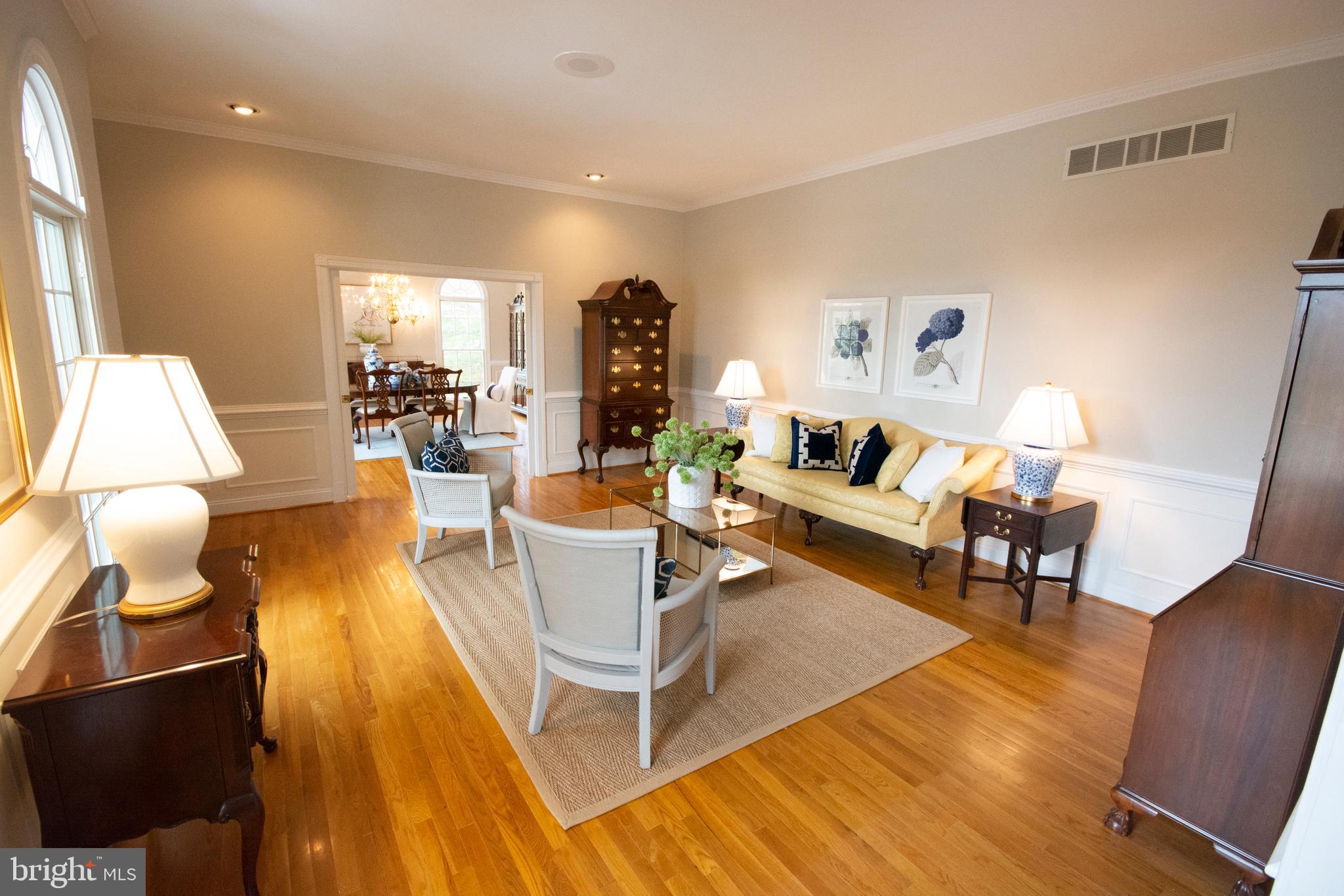 HUNTSPRING - Residential