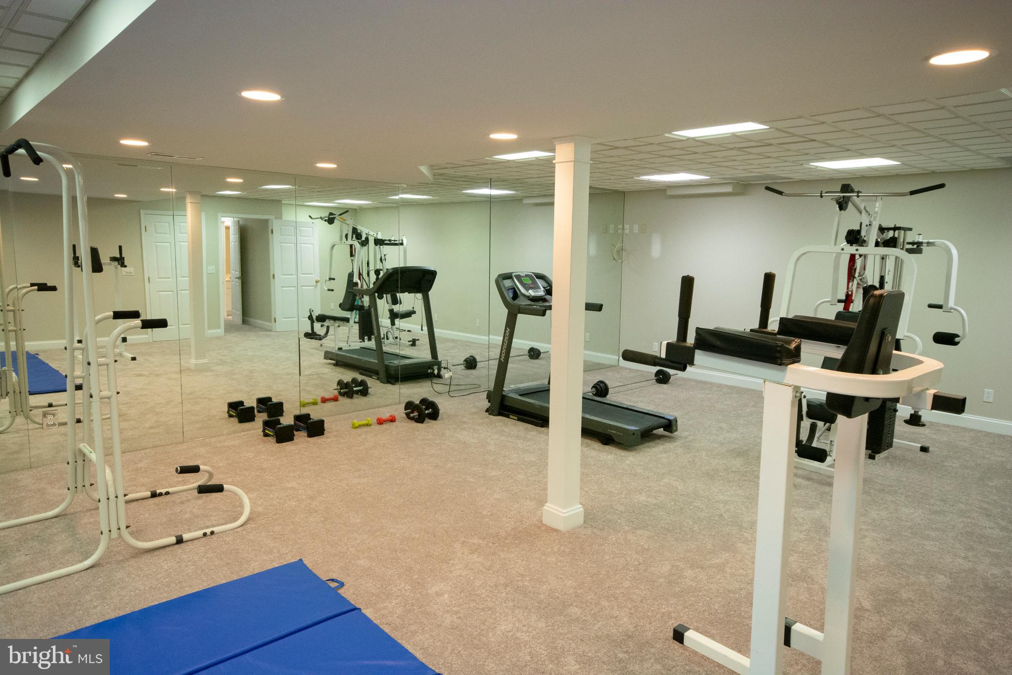 HUNTSPRING - Residential