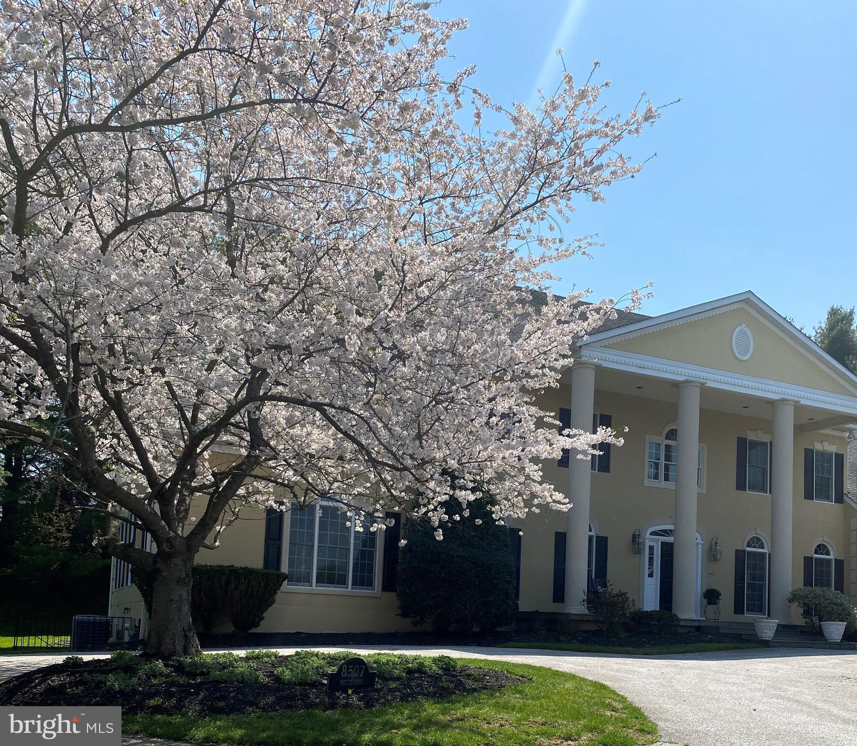 HUNTSPRING - Residential