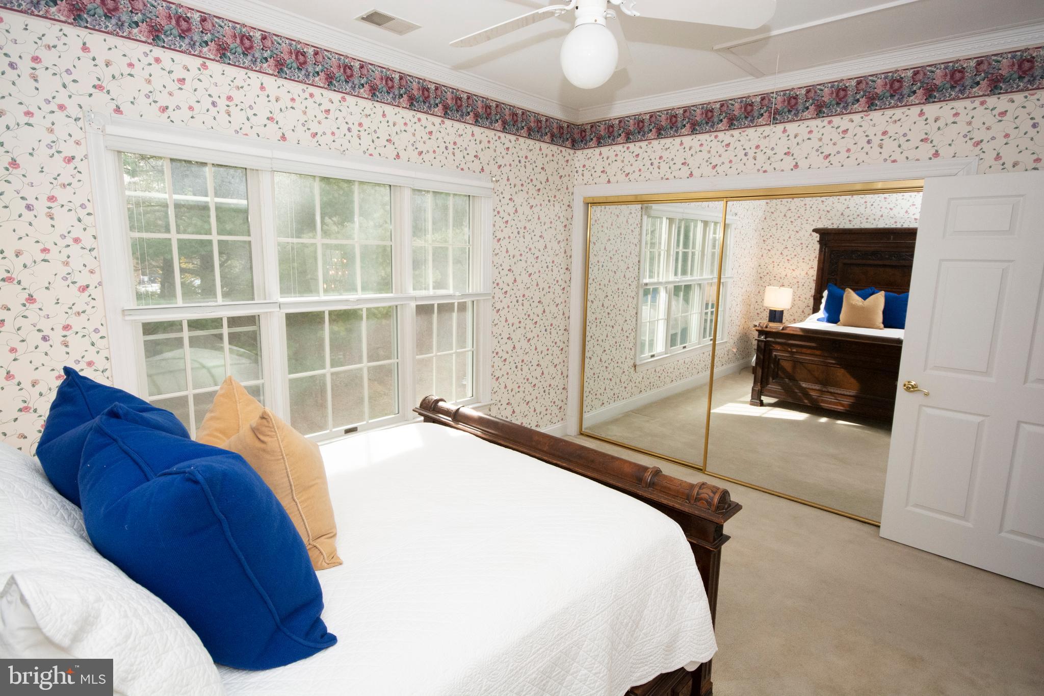 HUNTSPRING - Residential