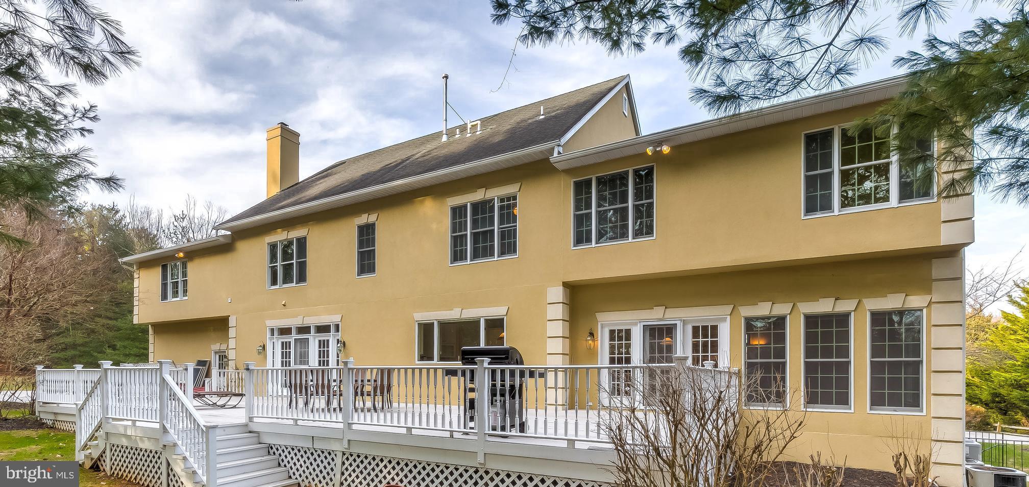 HUNTSPRING - Residential