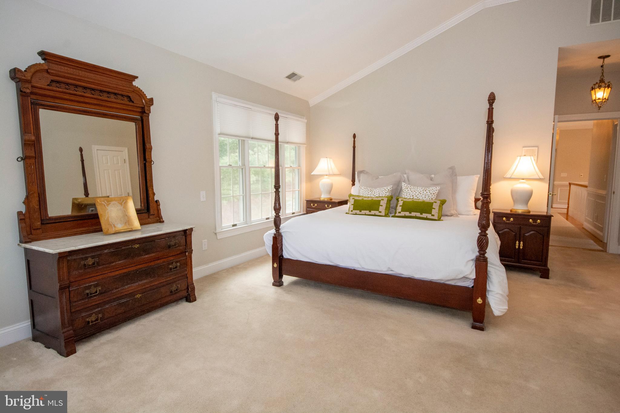 HUNTSPRING - Residential