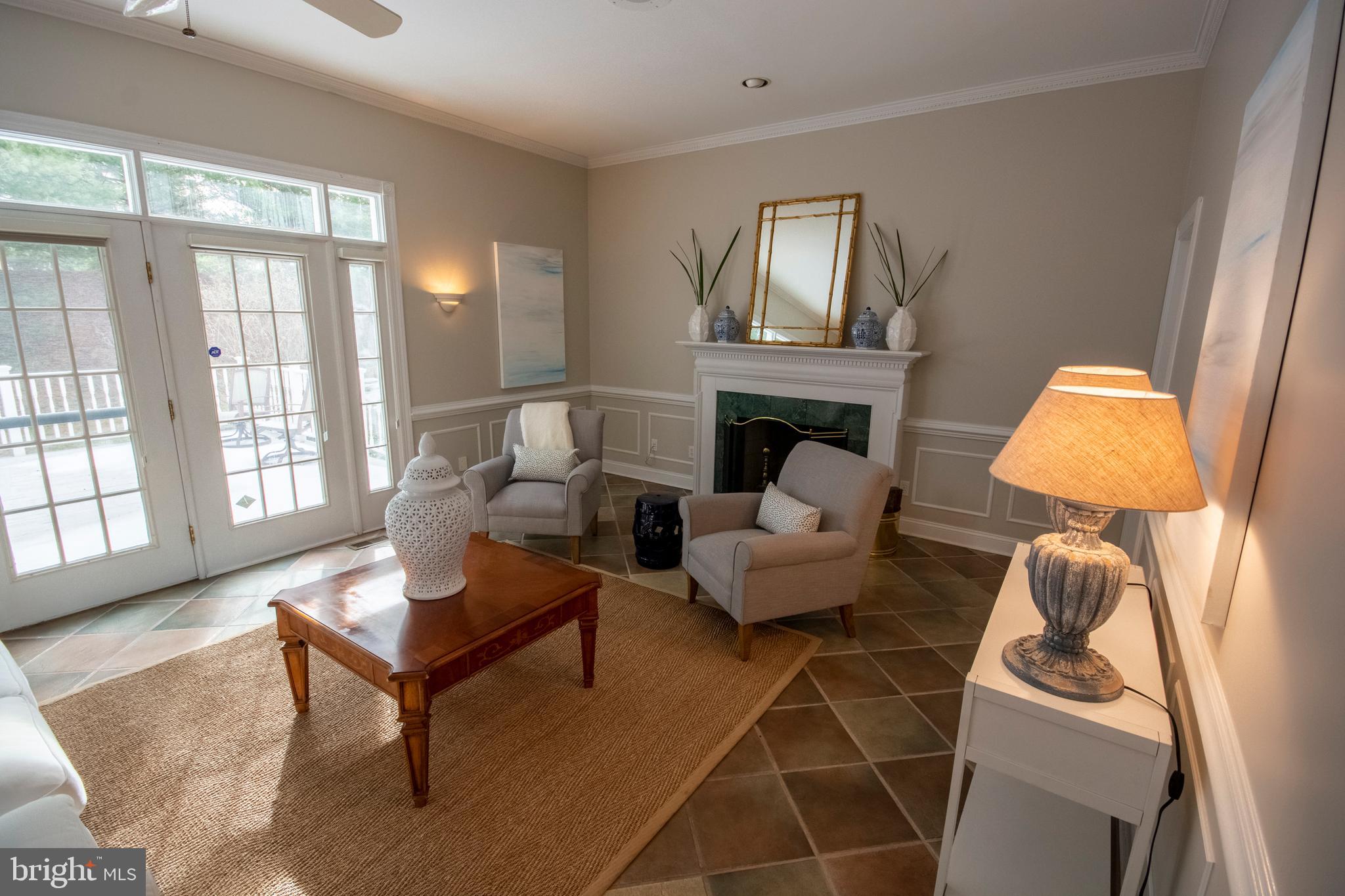 HUNTSPRING - Residential