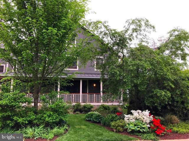 GREENWICH FOREST - Residential