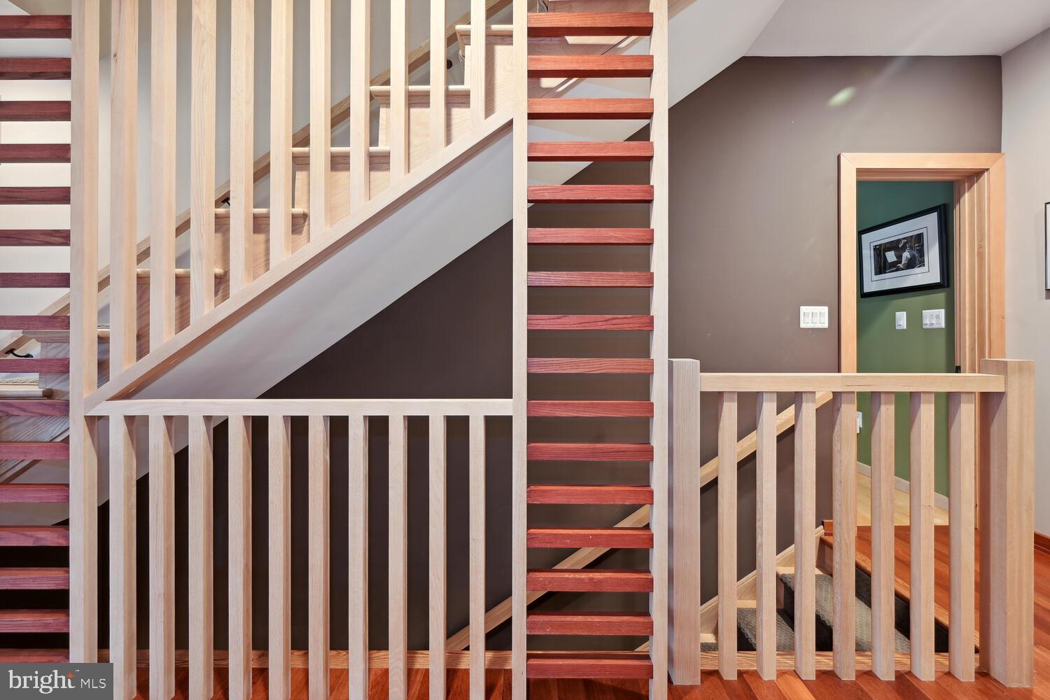 GREENWICH FOREST - Residential