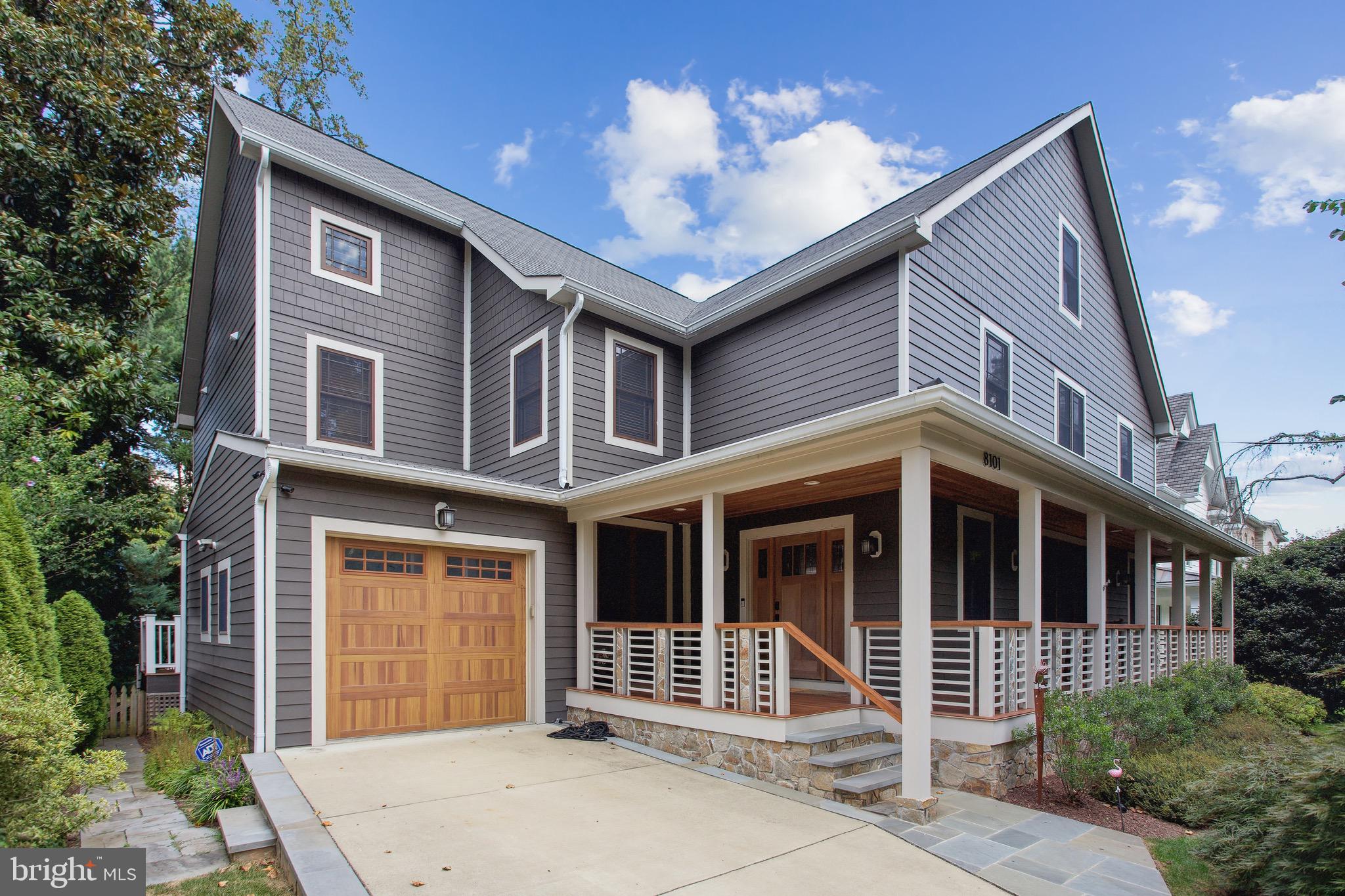 GREENWICH FOREST - Residential