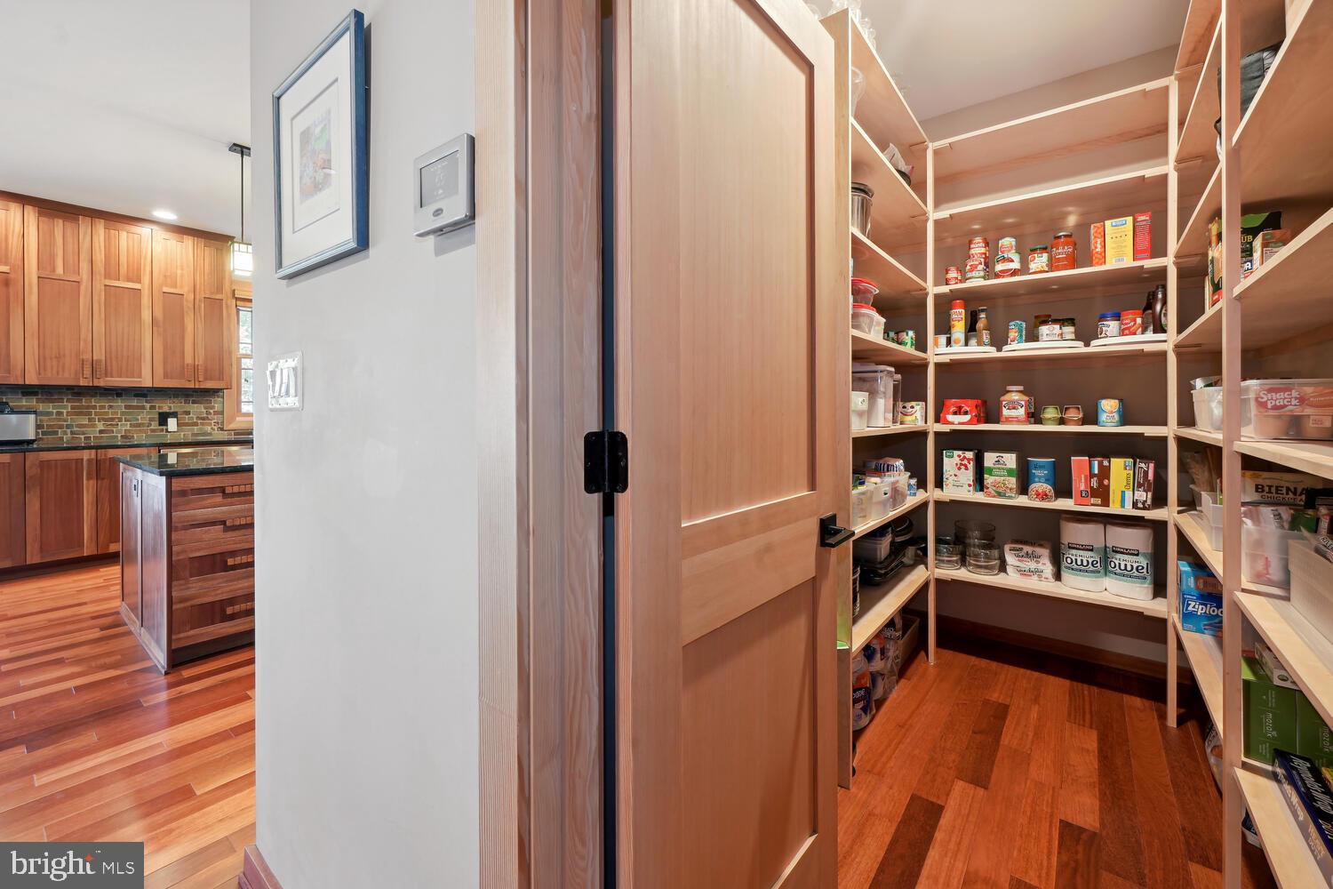 GREENWICH FOREST - Residential