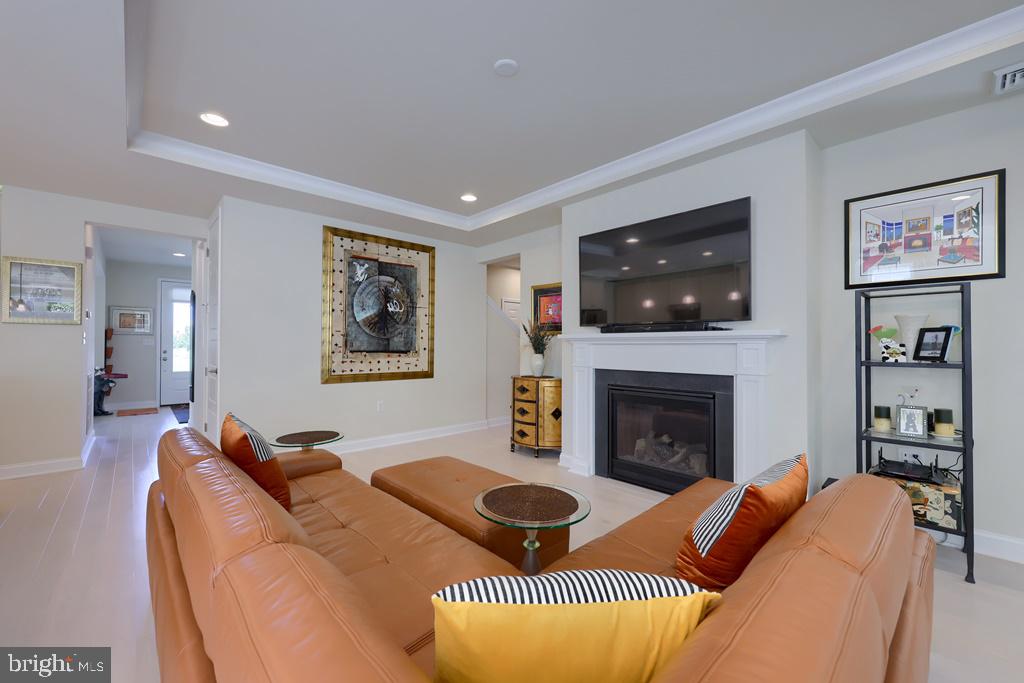 BELMONT - Residential