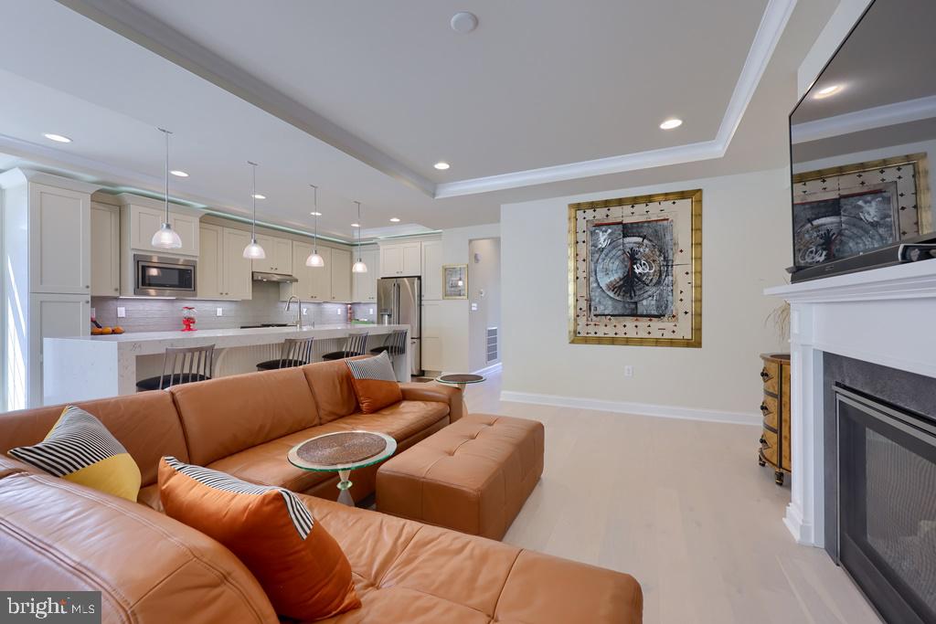 BELMONT - Residential