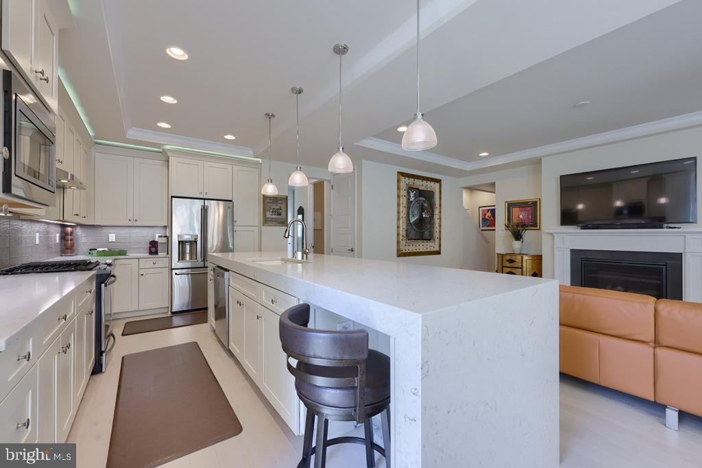 BELMONT - Residential