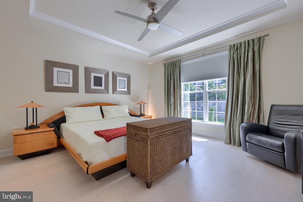 BELMONT - Residential