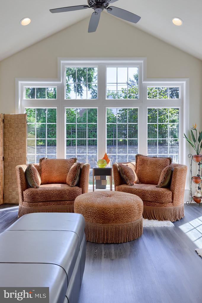 BELMONT - Residential