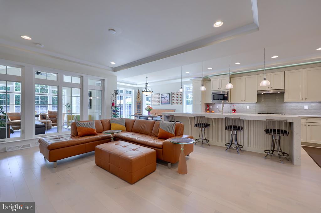 BELMONT - Residential