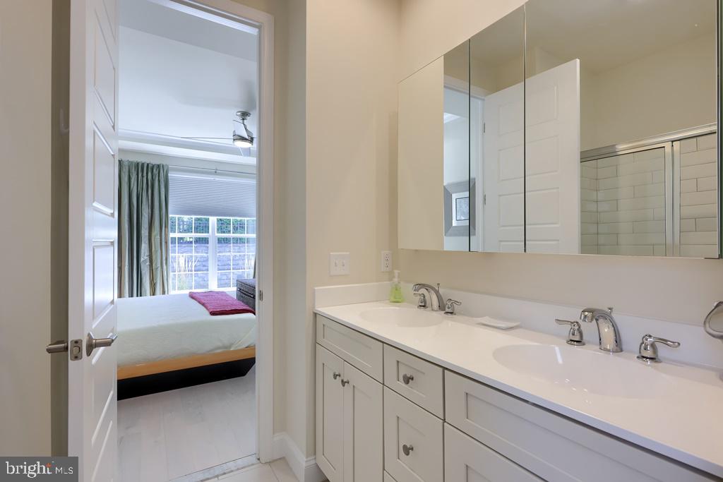 BELMONT - Residential