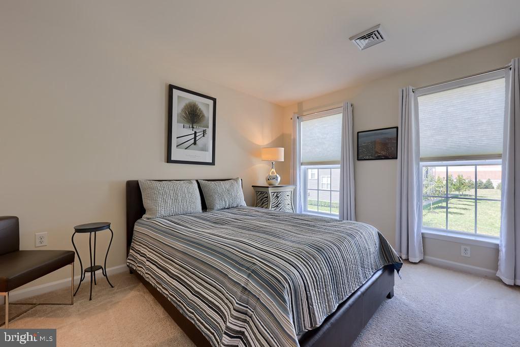 BELMONT - Residential