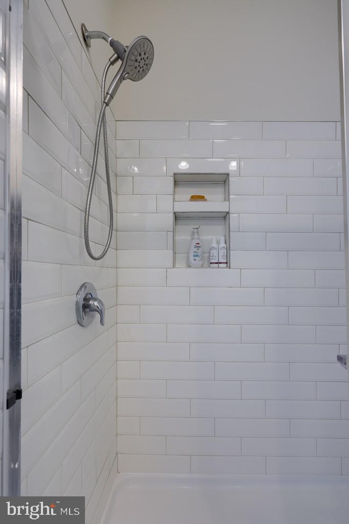 BELMONT - Residential