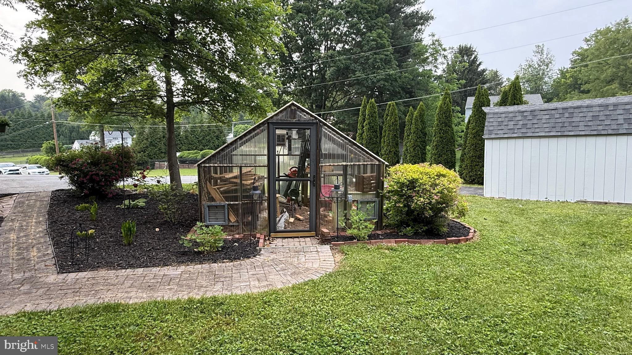 829 GIST ROAD