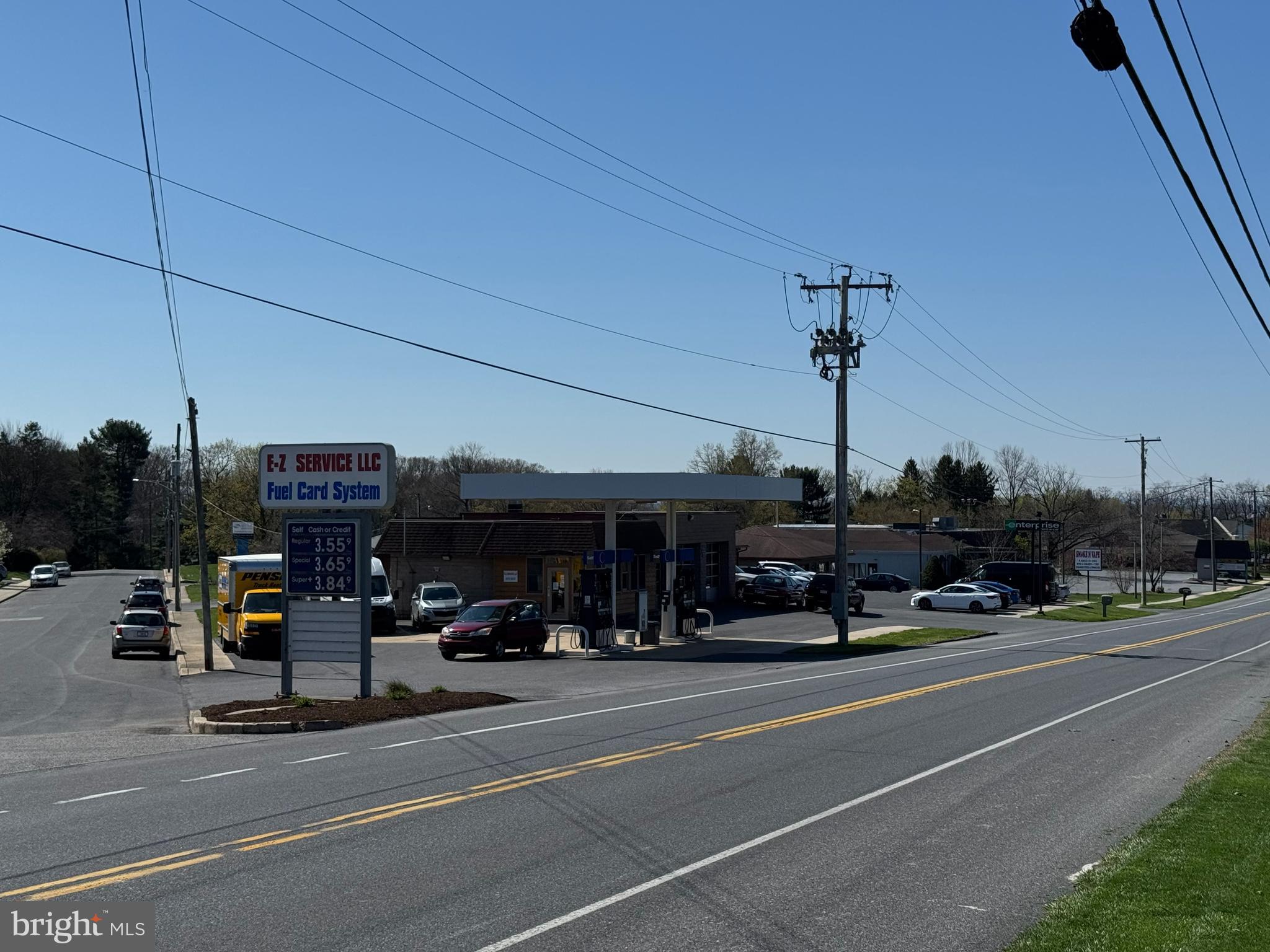 Three parcel package sold together E-Z Service Station for sale combined for 315 (020-90348-0-0000) which 2,100 SF and 321 (020-85553-0-0000) which is 1,600 SF, S 7th St, Enterprise Car Rental and the Smoke and Vape Shop. The service station will be vacant, but 315 and 321 will have leases with term remaining. Buyers and their Broker will need to sign an NDA found under "documents" to see the leases and financial reports. Both are long term tenants with steady history. Service station is family owned (since 1937 but moved to this location in 1958) and operated for multiple generations and provides a user lots of opportunities which can be disclosed in a meeting with the owners. The gas tanks (ethanol free gas only) and systems are regularly inspected (two 10,000 gallon total containment tanks). That paperwork is availalbe during due diligence. It is move in ready to run after closing or lease to a new operator the next day. The garage has three work bays with 2 lifts and a 4th work bay for miscellanous service uses. This is also a 500 gallon underdround heatring fuel tank. Perfect for the true investor only or a user/investor. All buildings are occupied and need 24 hours notice to show. Pictures of all three buildings provided below.