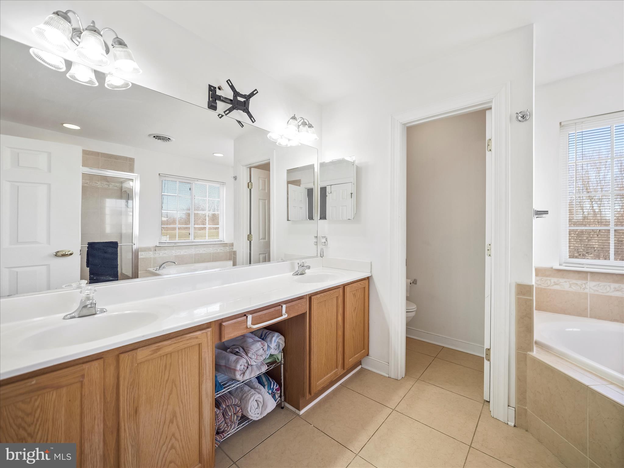 WASHINGTON TWP - Residential