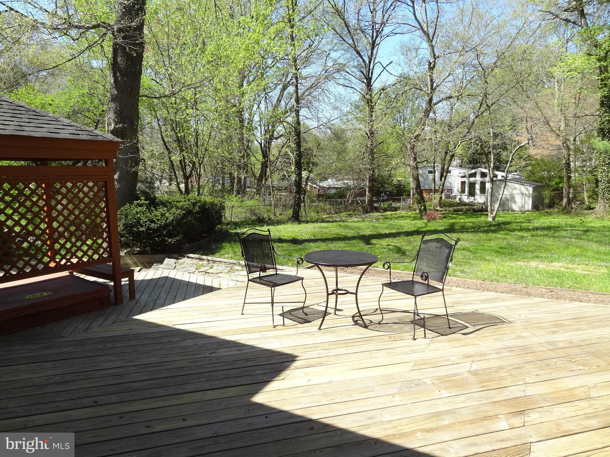 RAYMONDALE - Residential