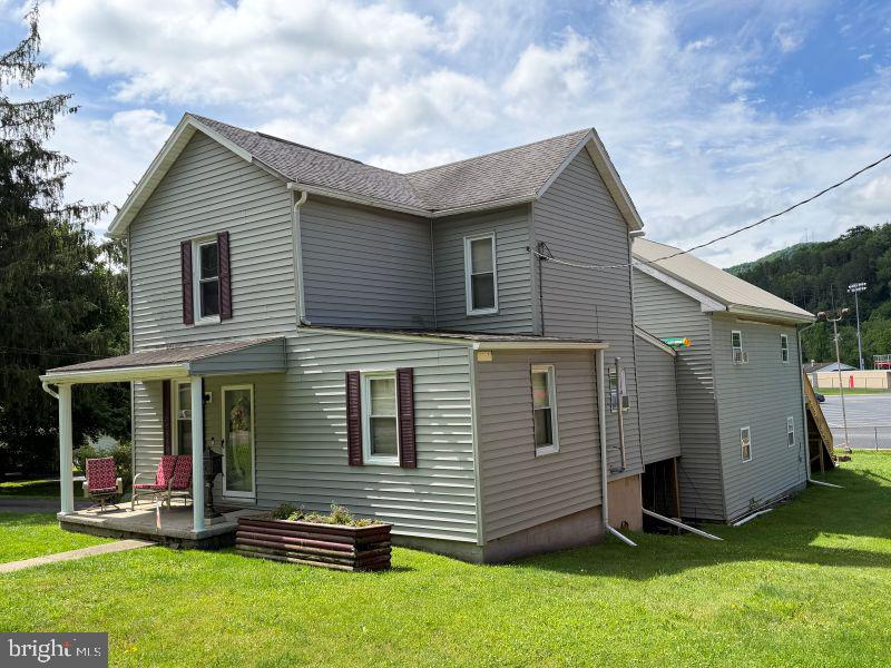 423 W ALLEGANY AVENUE