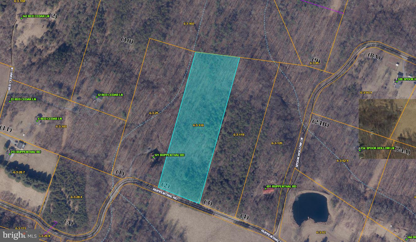 HIGHLAND HILLS - Land